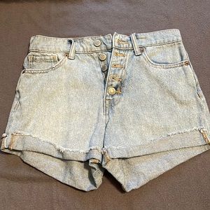 Aeropostale light wash mom jean shorts